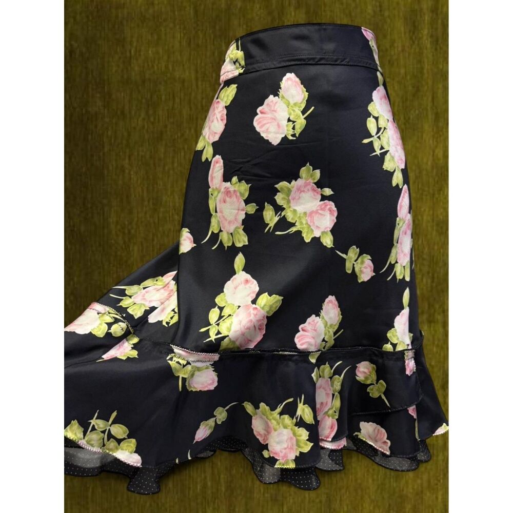 Vintage Y2K Silk Feminine Floral Pin Up Romantic The Limited Midi Skirt